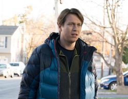 'Crashing': La comedia escrita y protagonizada por Pete Holmes llega a HBO España