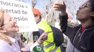 Una manifestante de Hazte Oír amenaza a otra mujer ante las cámaras de laSexta: "¡Prepárate!"