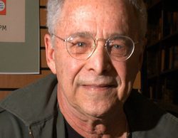 Muere Chuck Barris, el mítico presentador de 'The Gong Show', a los 87 años