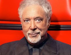 'The Voice': Un fan que salta al escenario y un descuido de Tom Jones, protagonistas de la final