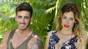 Iván y Paola protagonizan los primeros acercamientos de 'Supervivientes': "Quiero conocerlo mejor, despacito"