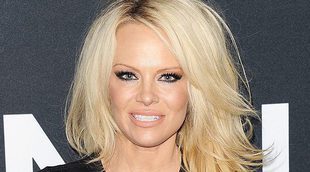 Pamela Anderson le dedica un poema a Trump para criticar sus políticas: "Hagamos un trío"