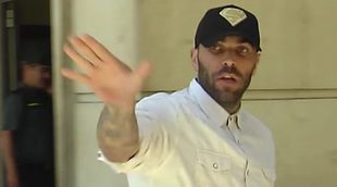 El neonazi que agredió a un hombre en Bilbao demanda a 'Espejo Público', Ana Rosa Quintana y Joaquín Prat