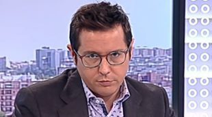 Sergio Martín, presentador de 'Los desayunos', se cree en directo un bulo de Internet sobre el PSOE