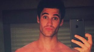 'American Crime Story': Darren Criss publica una foto completamente desnudo durante el rodaje de la serie