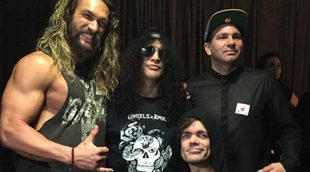 'Juego de Tronos': Jason Momoa y Peter Dinklage acuden al concierto de Guns N' Roses en Londres