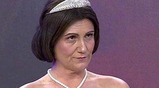 'Sálvame': Carlota Corredera se convierte en la Reina Isabel II en su sección 'Hecho un cuadro'