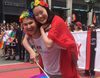 'Por 13 razones': El reparto de la serie celebra el Día del Orgullo LGTB durante el San Francisco Pride