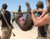 'La isla': Santi consigue cazar a un cerdo salvaje e indigna a las redes sociales