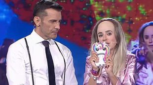 'Me lo dices o me lo cantas': Carmen Alcayde revoluciona la tercera gala con su parodia de Aless Gibaja