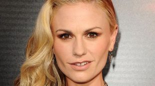 Anna Paquin ('True Blood') y sus tetas se cuelan por error en los informativos de la BBC