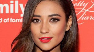 Shay Mitchell (Emily en 'Pequeñas mentirosas') ficha por 'You', nueva serie de Lifetime