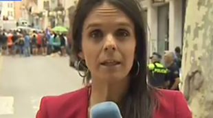 Un vídeo desmiente la agresión a una reportera de TVE que informaba del proceso independentista de Cataluña