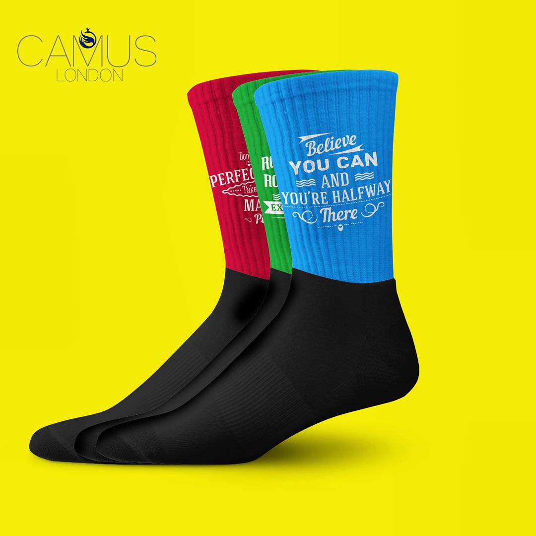 ?Alguien se ha fijado el los calcetines de Juan Camus?