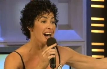 ?Ahora va 'El Chat'? ?Queremos mandar SMS!