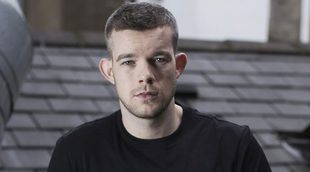 Russell Tovey será The Ray, un superhéroe gay, en el nuevo crossover de The CW