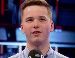 Un joven de 16 años de edad sale del armario en directo en BBC News