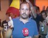 Un reportero de Telemadrid, cazado pidiendo mostrar una bandera de España en una manifestación catalana