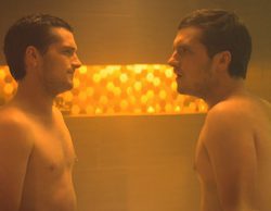 El descomunal pene de Josh Hutcherson en 'Future Man' por partida doble