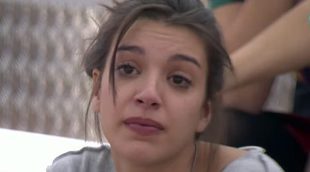 'OT 2017': Alfred emociona a Ana Guerra, que se olvida de la letra en el pase de micros de la gala 8