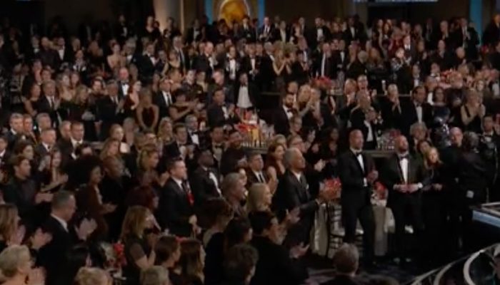 Oprah Winfrey levanta a los asistentes con su discurso a favor del empoderamiento de las mujeres. ?BRAVA!