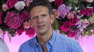 Joaquín Prat se baja los pantalones y enseña los calzoncillos en 'El programa de Ana Rosa'