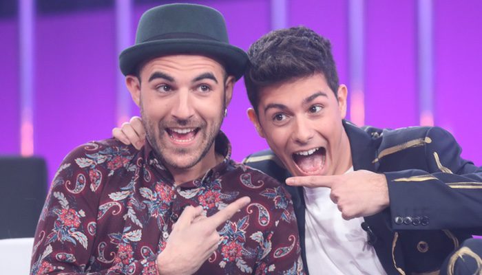 Turno para Alfred que interpreta