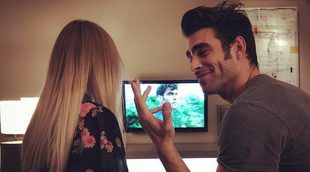 Jon Kortajarena le enseña a La Vecina Rubia el primer capítulo de 'La verdad': "Los sueños a veces se cumplen"