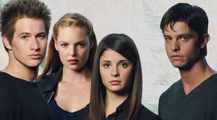 The CW prepara un reboot de 'Roswell' y encarga otro cinco pilotos para la nueva temporada