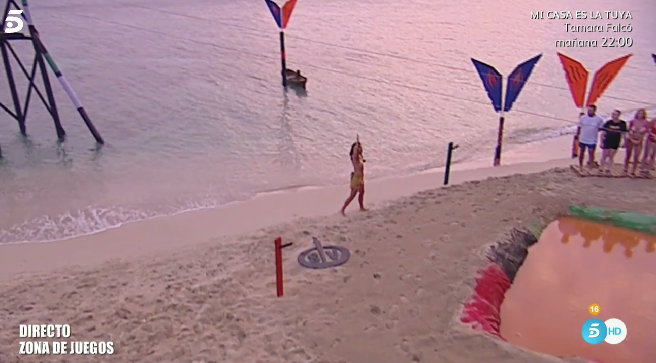 ?PRIMER JUEGO! Una tirolina y una piscina de barro, protagonistas de la primera prueba de la edici?n