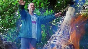 Los 'Supervivientes' queman en una hoguera los recuerdos de Saray: "Que se pudra en el infierno"