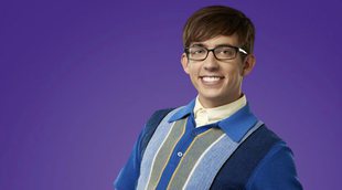 Kevin McHale, Artie en 'Glee', confirma que es gay al publicar una imagen con su novio