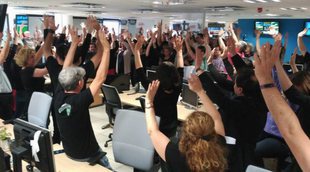 RTVE se viste de negro: Los trabajadores inician protestas contra el freno del PP a la renovación