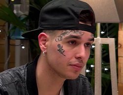 El polémico tatuaje en la frente de un soltero en 'First Dates': "Sonríe, puta"