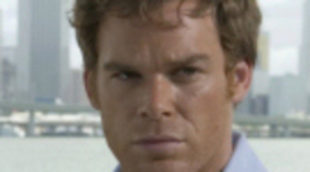Cuatro finalmente emitirá la segunda temporada de 'Dexter' los jueves tras 'Médium'