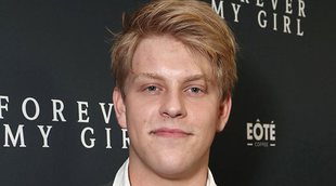 Hallan muerto a Jackson Odell, actor de 'Los Goldberg', a los 20 años de edad