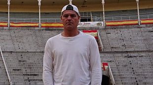 Frank Cuesta indaga en la tradición taurina para 'Wild Frank' en DMAX y acaba siendo criticado por ello