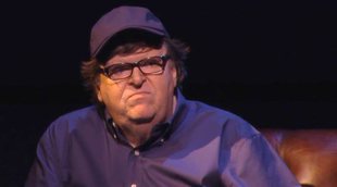 Michael Moore carga contra Trump y compara su gobierno con 'The Handmaid's Tale'