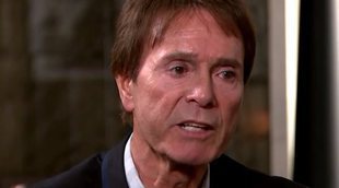 Cliff Richard gana una demanda contra BBC por emitir una redada que la Policía realizó en su casa