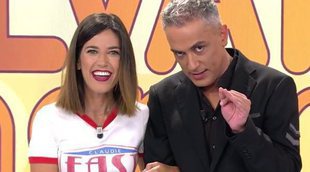 Núria Marín toma el relevo al frente de 'Sálvame' y recibe la "cartera de presentadora"