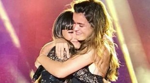 Aitana y Amaia protagonizan el momento más emotivo del concierto de 'OT 2017' en Benidorm