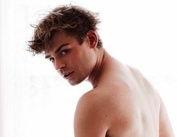 Garrett Clayton  sale del armario y habla de sus problemas con el bullying