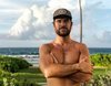 Alfonso Bassave ('Estoy Vivo') publica un desnudo integral en una paradisíaca cala de Menorca