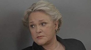 'Constance': Sharon Gless ('Queer as Folk') protagonizará la serie de TNT junto a Elisabeth Shue