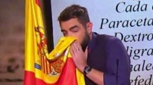 Clínica Baviera rompe su contrato con Dani Mateo tras sonarse los mocos con la bandera de España