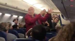 Expulsan a una pareja de ancianos de un avión por no saber inglés