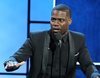 Kevin Hart, obligado a rechazar la propuesta de presentar los Oscar por una serie de tuits homófobos