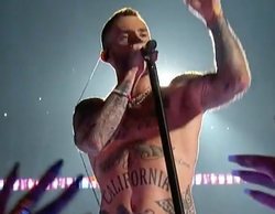 La hipocresía de la Super Bowl dejando que Adam Levine se quite la camiseta tras la polémica de Janet Jackson