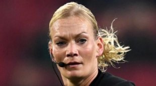 La televisión iraní cancela la emisión de un partido de la Bundesliga porque lo arbitraba una mujer