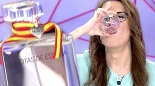 Elsa Ruiz ('Todo es mentira') se bebe un vaso del perfume Gotas de España: "Sabe a VOX"